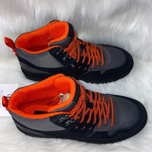 UGG Highland Hi Heritage sneakers size 10 New in box - Picture 10 of 11